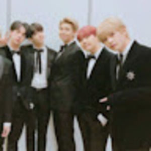 Meet your Posher, Roxana